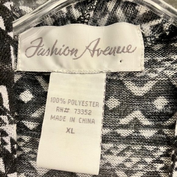 FASHION AVENUE - Size XL - Black & White Southwestern Print Lightweight Jacket - Picture 5 of 9